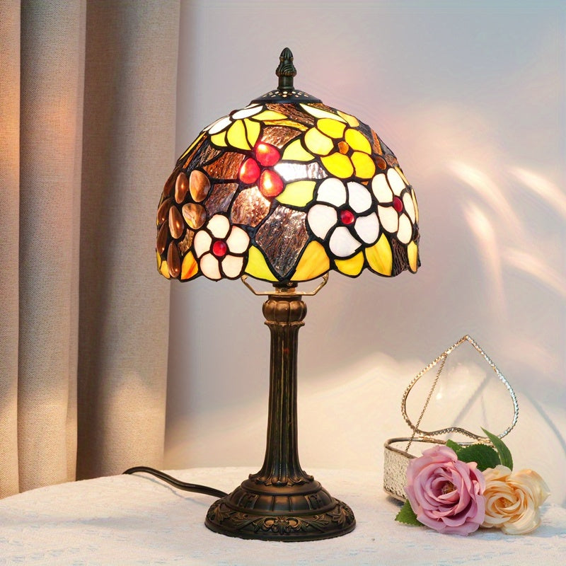 Art Deco Glass Table Lamp – Elegant Floral Design