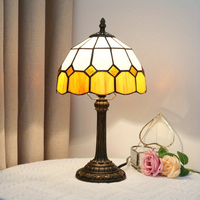 Art Deco Glass Table Lamp – Elegant Floral Design