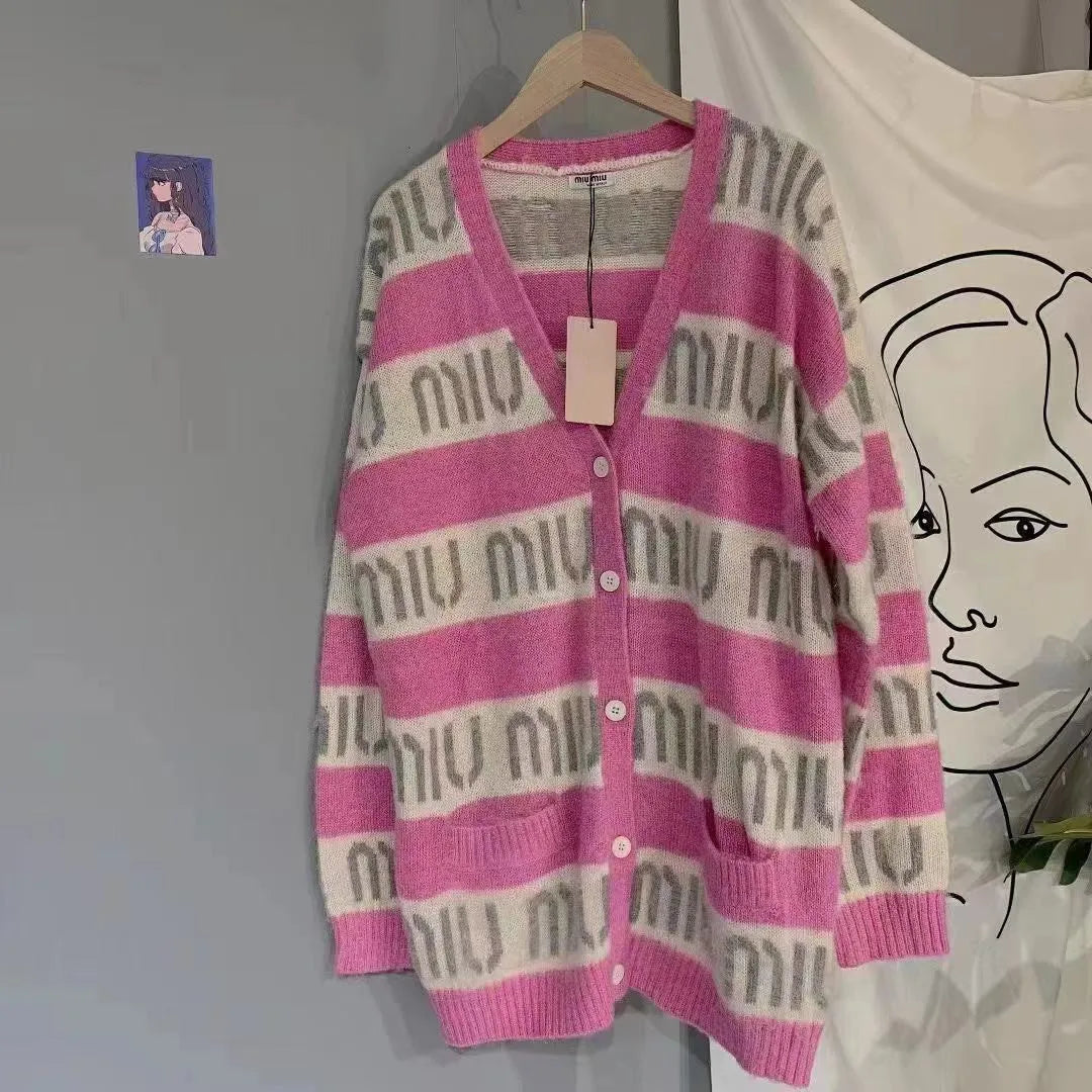 New in  New Pink Purple Short Knit Sweater Women's Autumn/winter Letter Brand Loose Long-sleeved Knitted Top Cropped Sweate