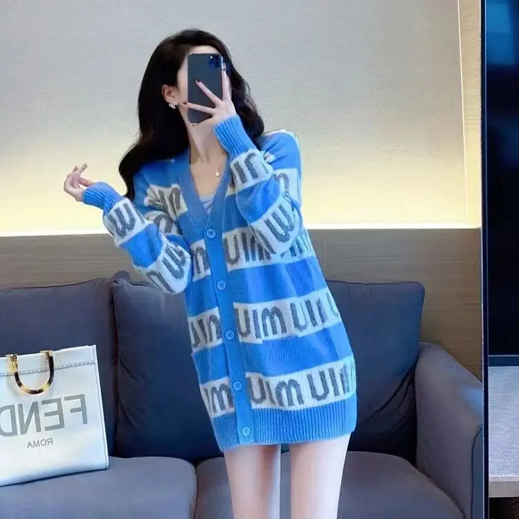 New in  New Pink Purple Short Knit Sweater Women's Autumn/winter Letter Brand Loose Long-sleeved Knitted Top Cropped Sweate